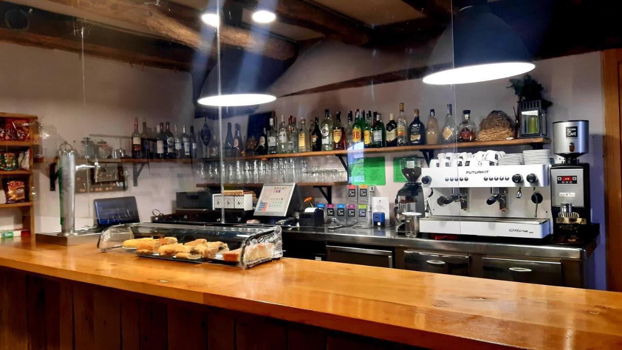 Hostal-Cicloturismo Lopenea Leitza  Buitenkant foto